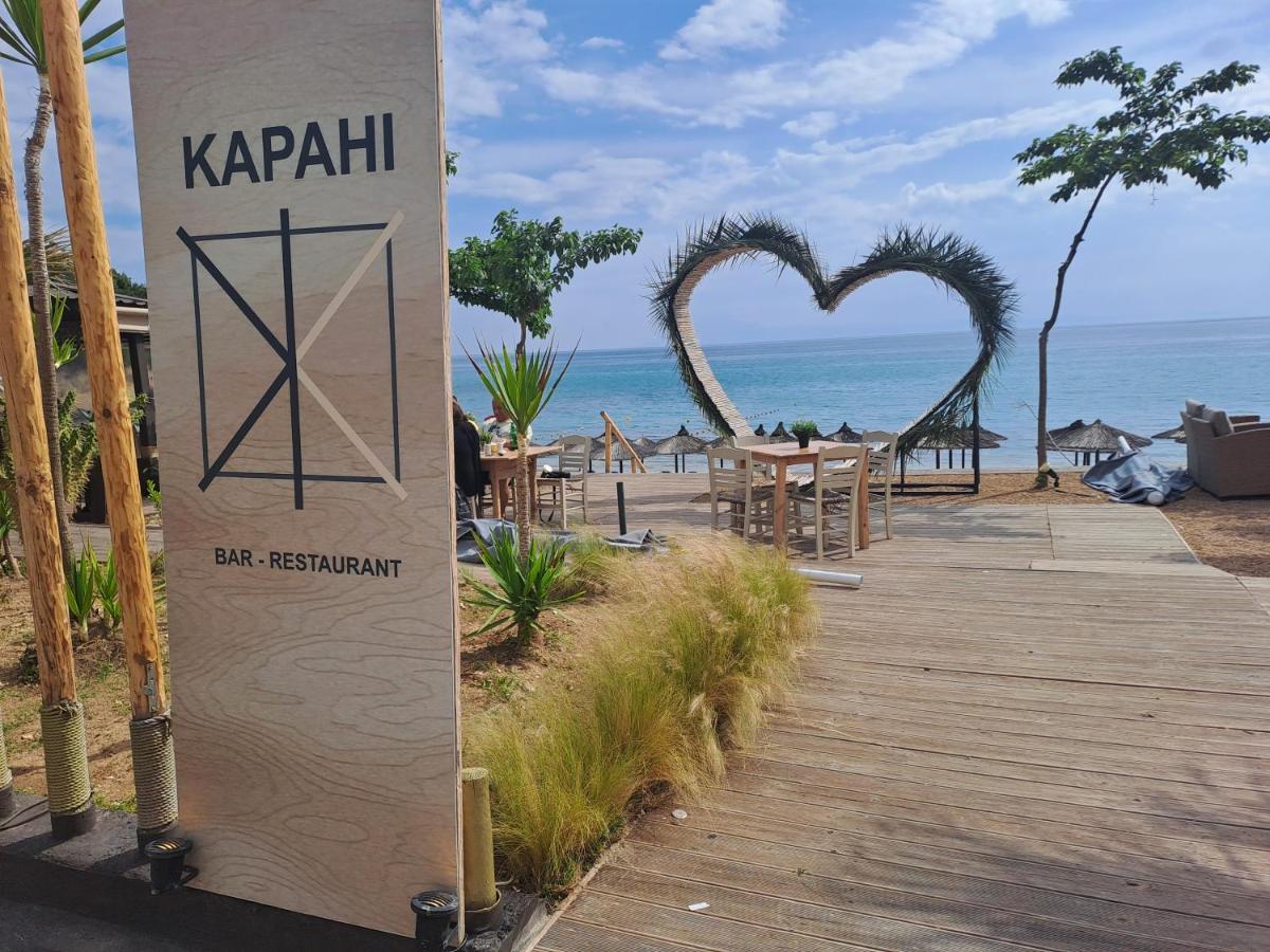 Beach Hotel Kapahi ペフカリ エクステリア 写真