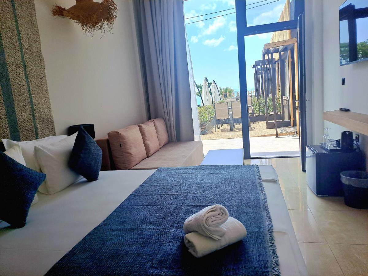 Beach Hotel Kapahi ペフカリ エクステリア 写真